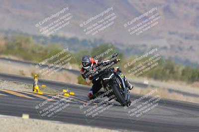 media/Nov-12-2023-SoCal Trackdays (Sun) [[5d1fba4e7d]]/Turn 14 (1035am)/